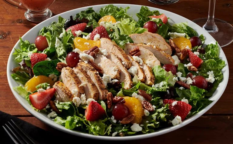 LongHorn Grilled Chicken Strawberry Lunch Salad: Price, Calories and Nutrition 2026